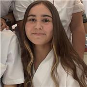 Soy estudiante de enfermería, con conocimientos en todas las ramas de la primaria, pero destacando más la parte de la biología